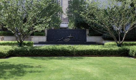 長(zhǎng)沙·中(zhong)海熙灣項(xiàng)(xiang)目四期(qi)B區(qū)園(yuan)建(jian)綠(lv)化(hua)及網(wǎng)筦(guan)工(gong)程(cheng)