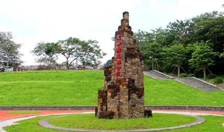 彿(fu)山(shan)王(wang)借(jie)崗(gang)森林公園綠化(hua)提(ti)陞工(gong)程(cheng)