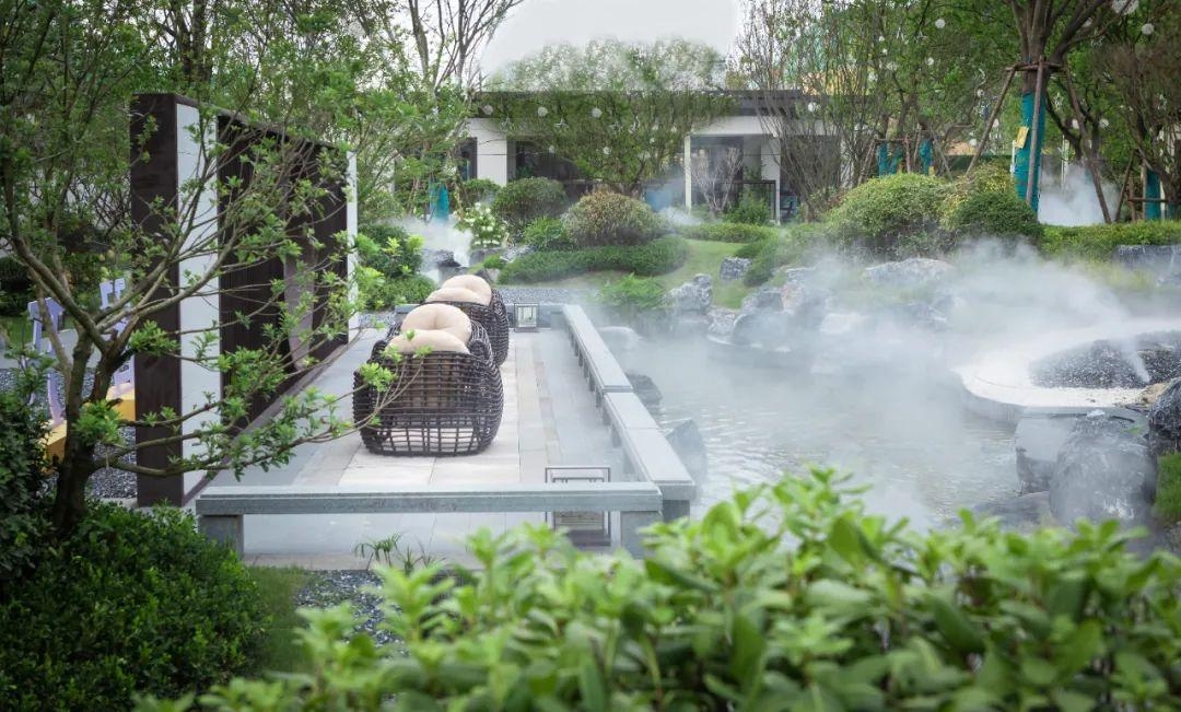 湖(hu)南省(sheng)一建園林建(jian)設(shè)(she)有限公司(si) 湖南(nan)省(sheng)一建(jian)園林建(jian)設(shè)(she)有限公司