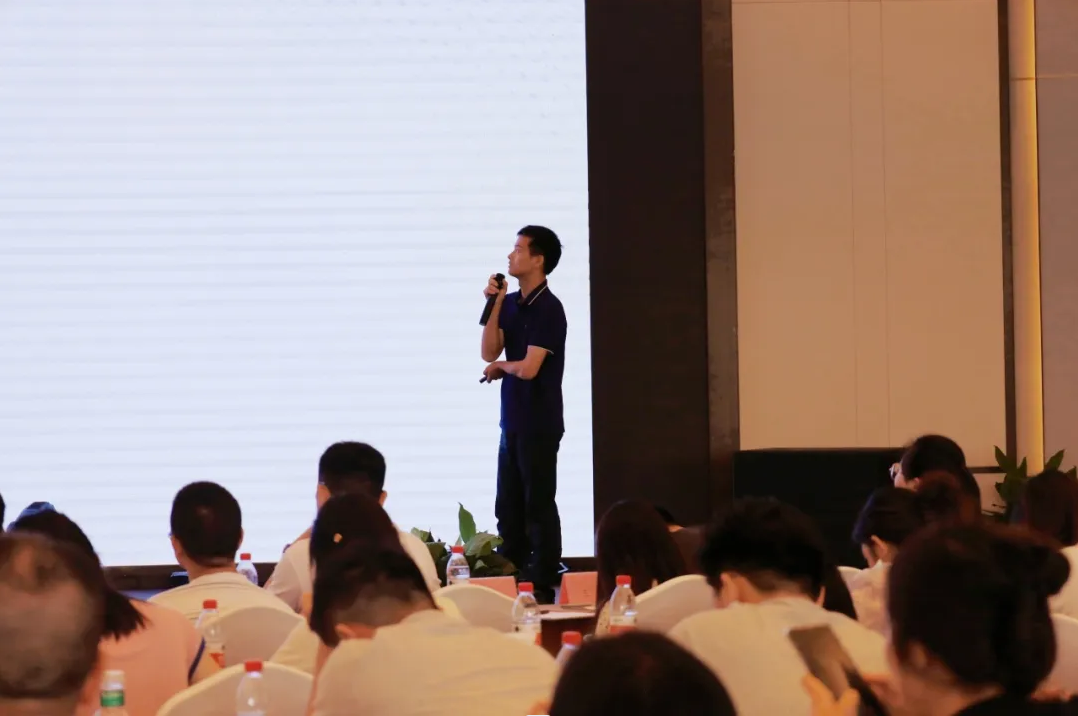 湖南(nan)省一(yi)建園(yuan)林建設(shè)有(you)限公司(si) 湖(hu)南(nan)省一建(jian)園林建設(shè)有限公(gong)司(si)