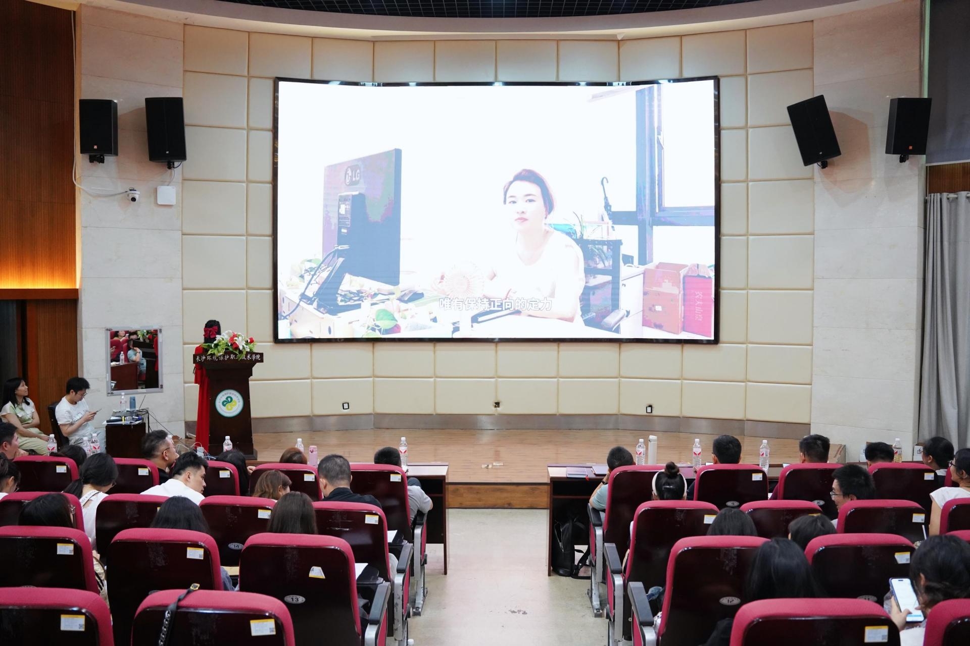 湖(hu)南(nan)省(sheng)一(yi)建園(yuan)林建設(shè)有限公(gong)司(si) 湖(hu)南(nan)省(sheng)一(yi)建園(yuan)林建(jian)設(shè)(she)有(you)限(xian)公司(si)