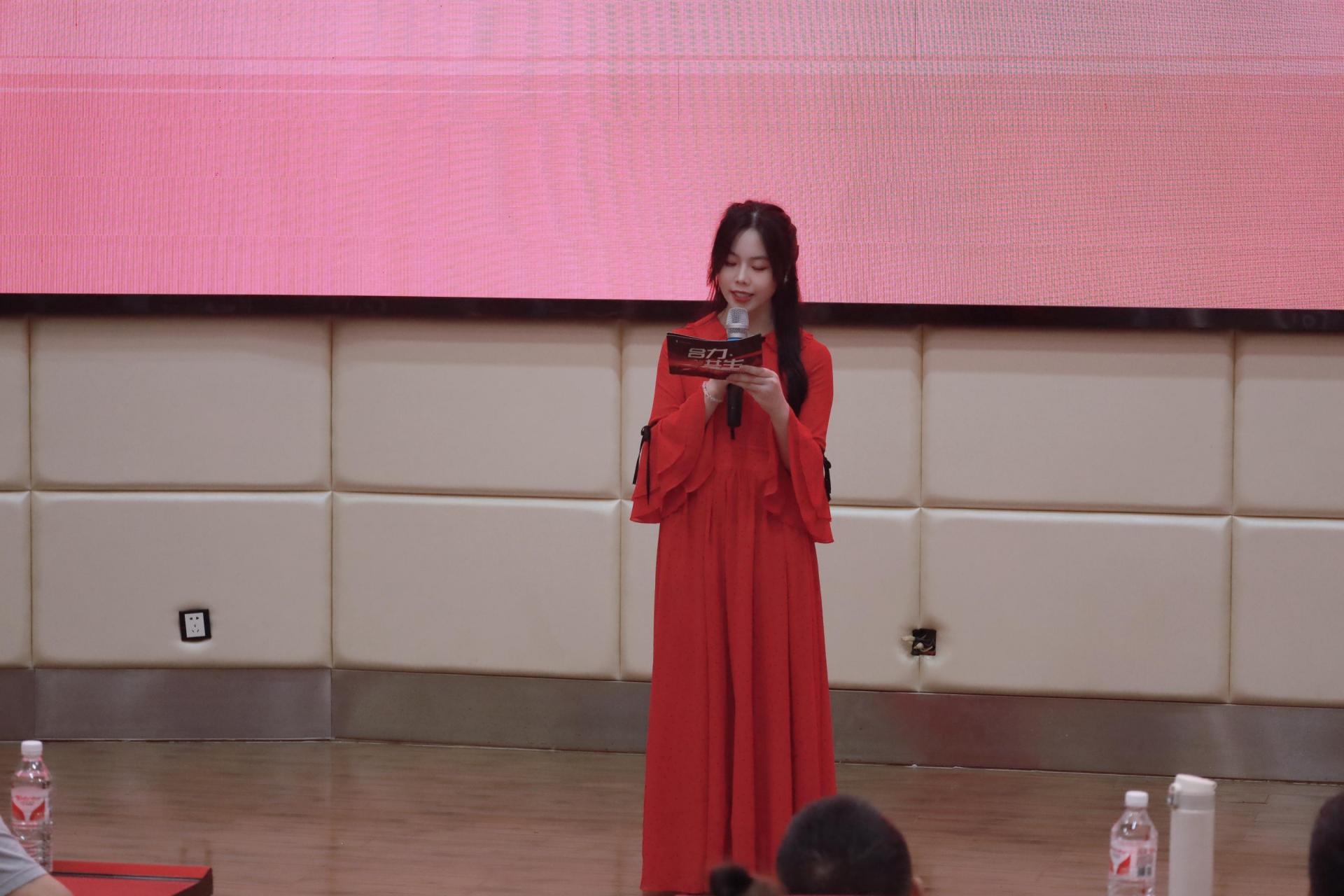 湖南省(sheng)一(yi)建園(yuan)林建設(shè)(she)有(you)限公司(si) 湖(hu)南(nan)省一(yi)建(jian)園林建(jian)設(shè)有限公司(si)