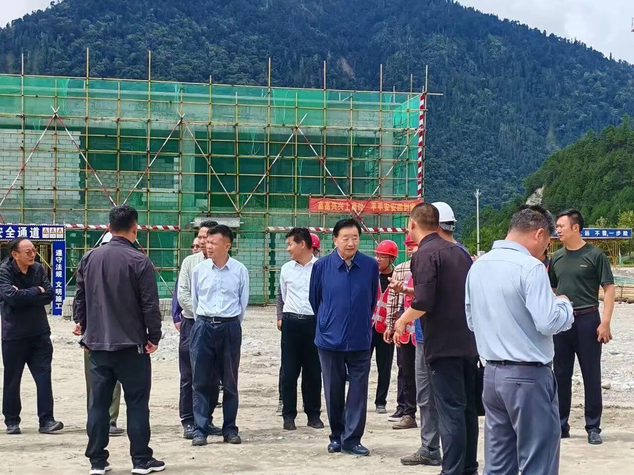 湖南(nan)省一建園(yuan)林建(jian)設(shè)有(you)限(xian)公(gong)司 湖(hu)南省一建(jian)園(yuan)林(lin)建(jian)設(shè)(she)有(you)限(xian)公(gong)司(si)